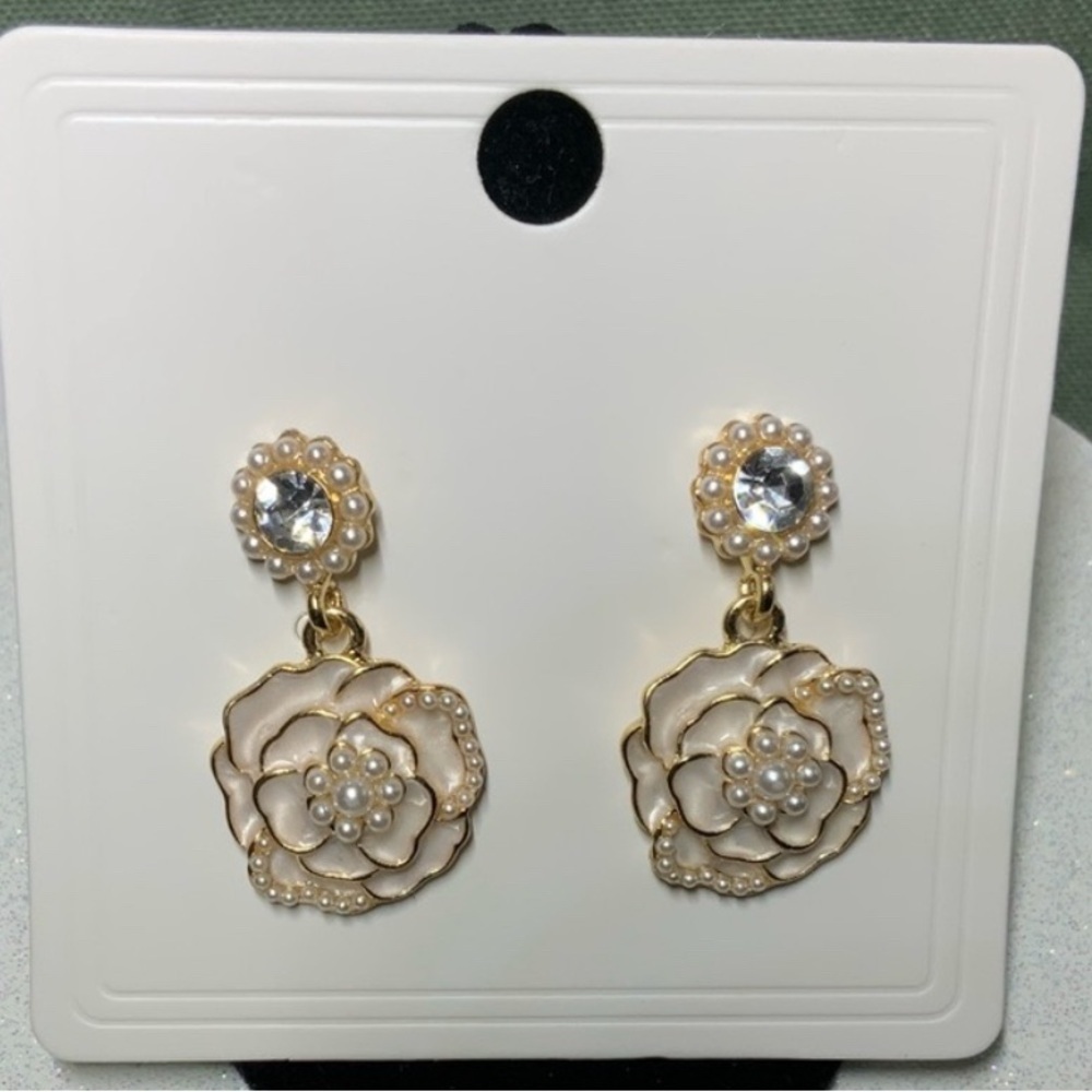 Camila Flower Enamel Post Dangle Earring